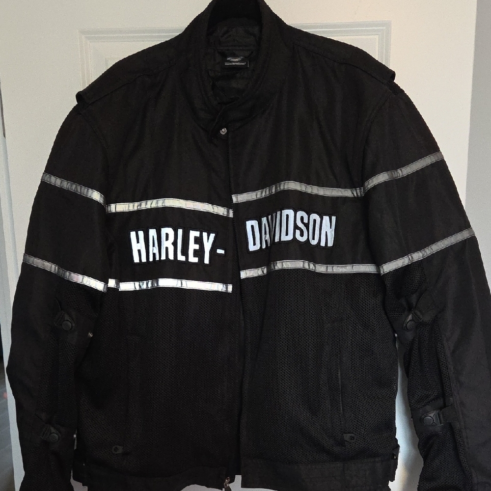 Classic Cruiser Mesh Harley-Davidson Black Jacket With linner And Armour.